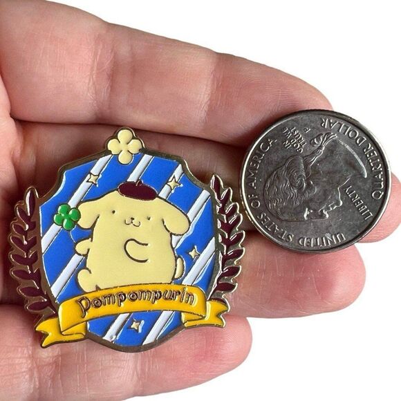 Pompompurin Academia Badge Enamel Pin - Picture 4 of 7